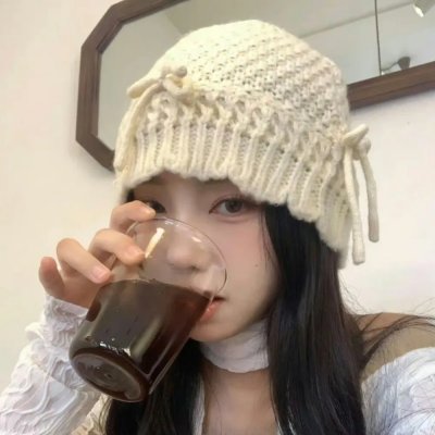 属于她们的片刻